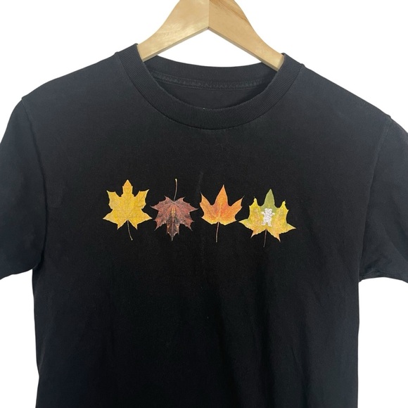 Grizzly Griptape Men’s Seasonal Stamp T-Shirt in Black Size S - Picture 9 of 12